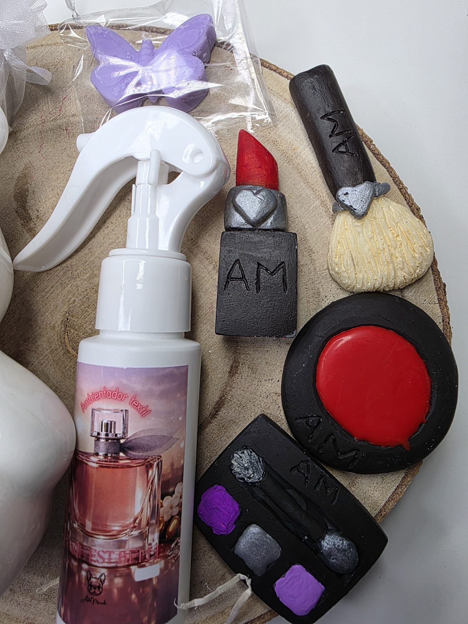 Pack wax melts makeup